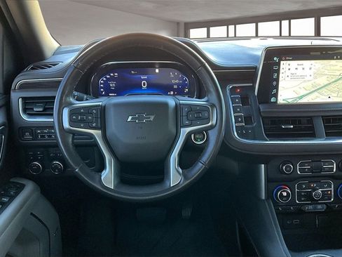 Used 2022 Chevrolet Tahoe Z71 w/ Luxury Package image 5