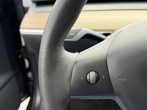 Used 2023 Tesla Model 3 Standard Range RWD image 17