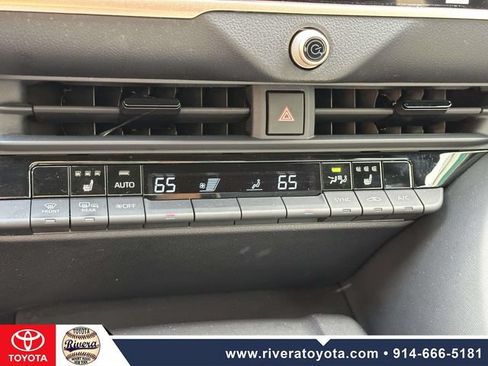 Used 2023 Toyota Crown AWD/4WD image 25
