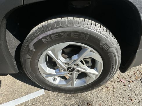 Used 2024 Hyundai Tucson SE image 19