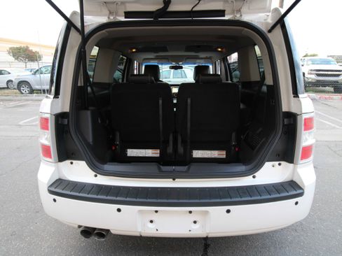 Used 2010 Ford Flex Limited image 30
