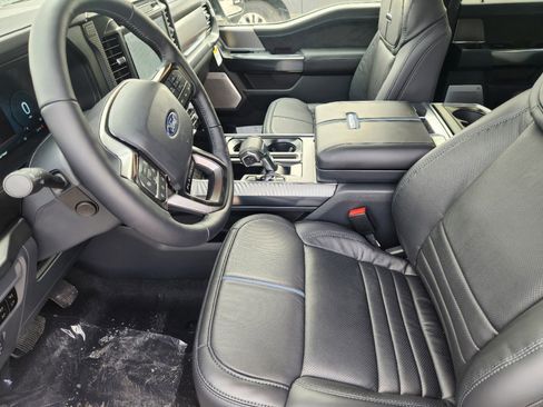 New 2025 Ford F150 Platinum w/ Equipment Group 702A High image 9