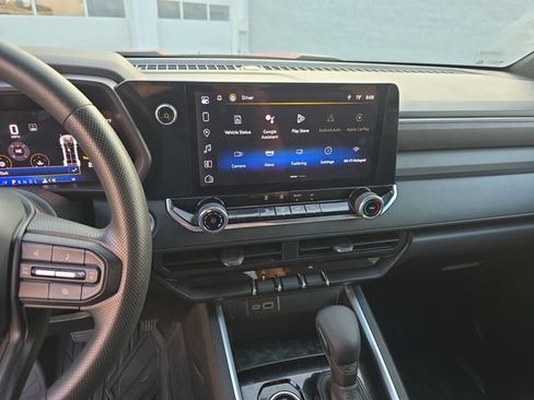 Certified 2024 Chevrolet Colorado Trail Boss w/ Technology Package AWD/4WD image 21