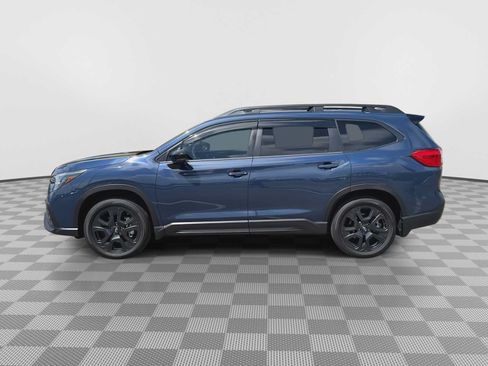 Used 2025 Subaru Ascent Onyx Edition w/ Onyx Package AWD/4WD image 5