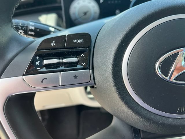 Used 2022 Hyundai Tucson SEL w/ Convenience + Premium Package FWD image 17