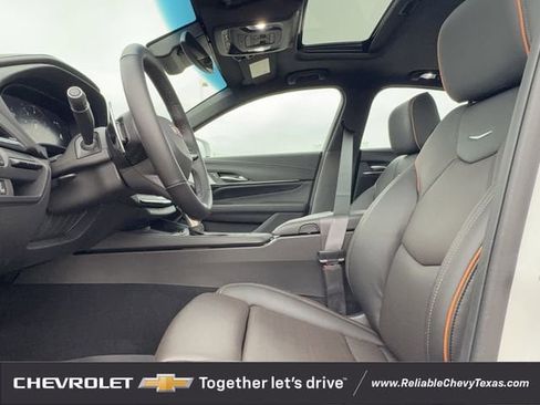 Used 2025 Cadillac CT4 Sport RWD image 28