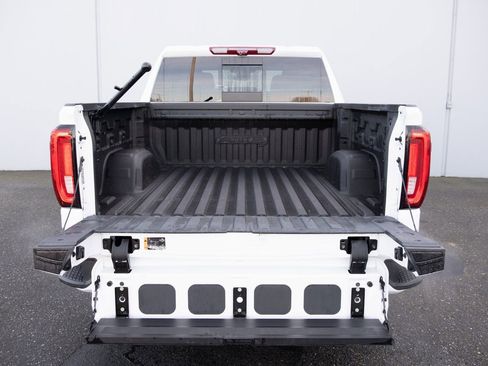 Used 2023 GMC Sierra 1500 AT4 w/ Technology Package image 27
