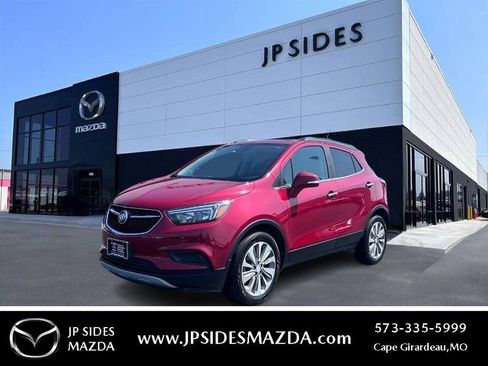 Used 2019 Buick Encore Preferred image 1