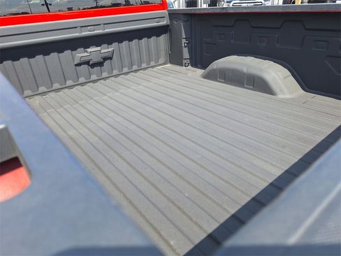 Used 2024 Chevrolet Silverado 2500 LT image 23