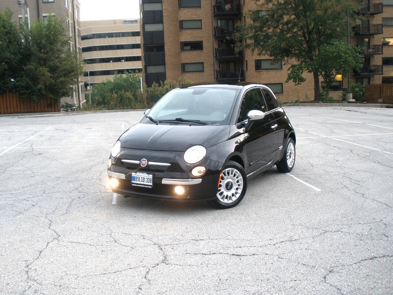 Used 2015 FIAT 500 Lounge w/ Luxury Leather Package FWD image 17