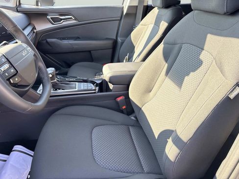 New 2026 Kia Sportage LX image 21