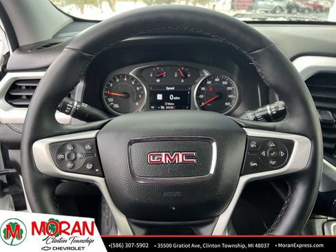 Certified 2023 GMC Acadia SLT w/ Preferred Package image 20