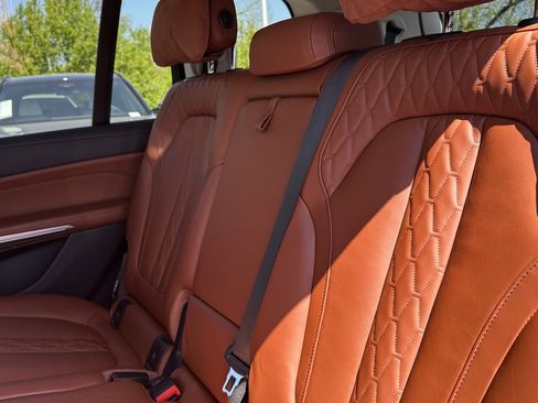 Certified 2026 BMW X7 xDrive40i image 32