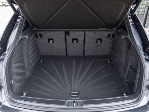 New 2026 Porsche Macan GTS image 42