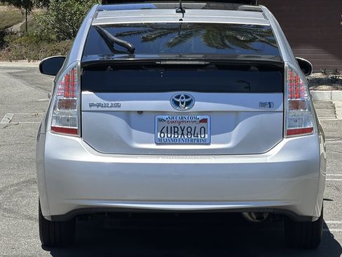 Used 2011 Toyota Prius Four w/ Solar Roof Pkg FWD image 5