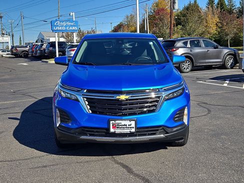 Used 2024 Chevrolet Equinox LT image 2