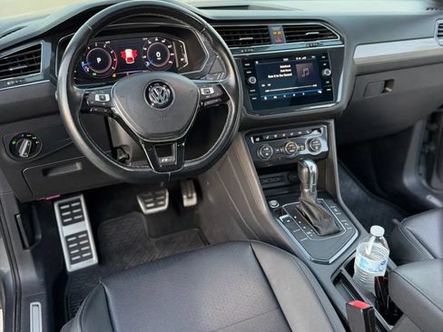 Used 2019 Volkswagen Tiguan SEL Premium R-Line FWD image 17