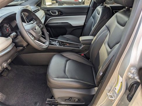 New 2025 Jeep Compass Limited w/ Sun & Sound Group image 6