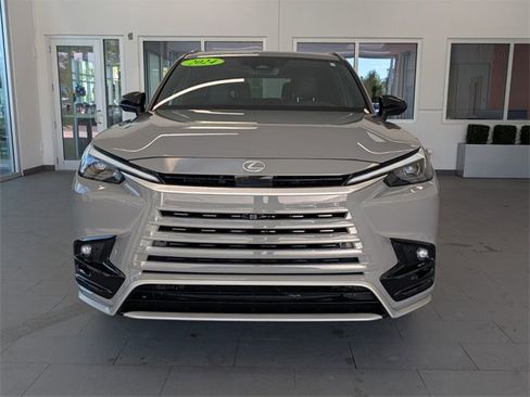 Used 2024 Lexus TX 500h AWD image 2