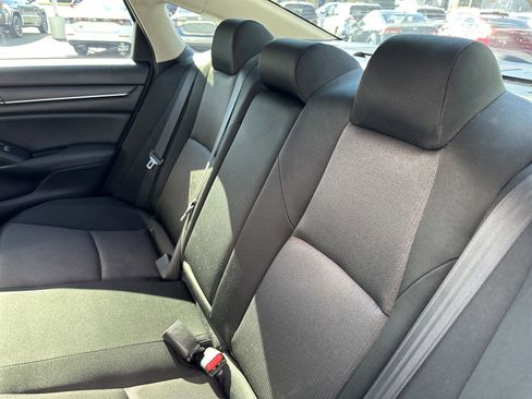 Used 2019 Honda Accord LX image 21
