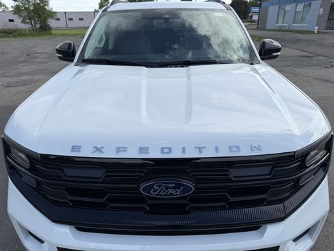 New 2026 Ford Expedition Max Active AWD/4WD image 5