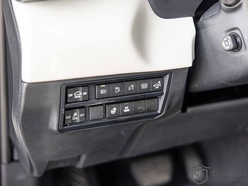 Used 2023 Toyota Sequoia Capstone image 21