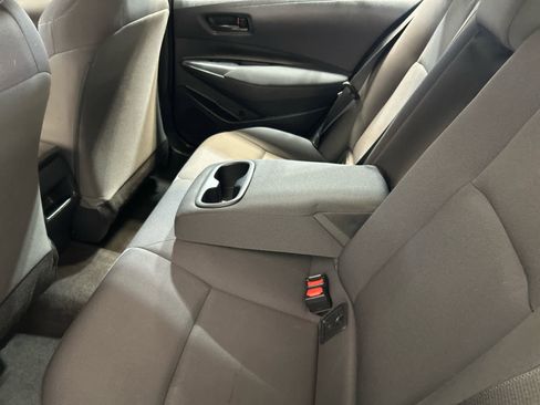 Used 2022 Toyota Corolla LE FWD image 5