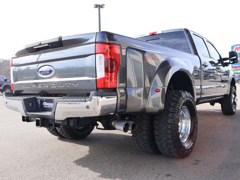 Used 2019 Ford F350 Lariat w/ Lariat Ultimate Package image 6