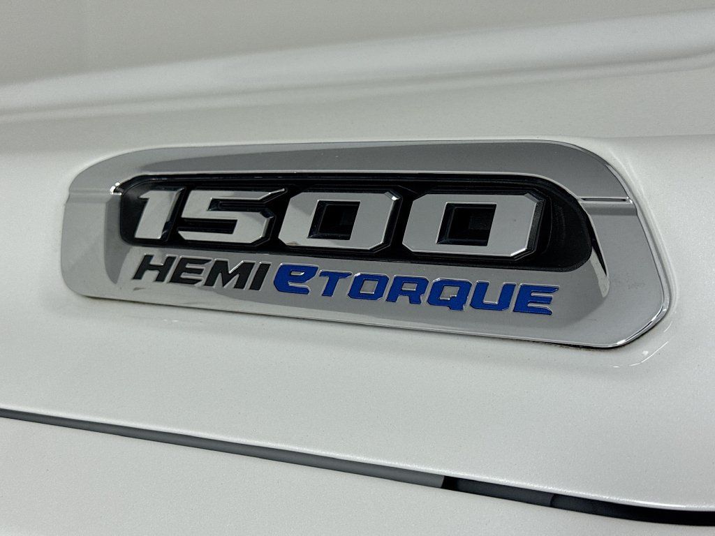 Used 2023 RAM 1500 Limited w/ Body-Colour Bumper Group AWD/4WD image 10