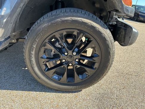 Used 2021 Jeep Wrangler Sahara w/ Safety Group image 11