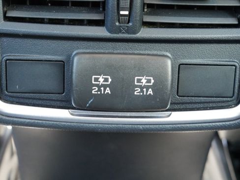 Used 2023 Subaru Forester Premium AWD/4WD image 16