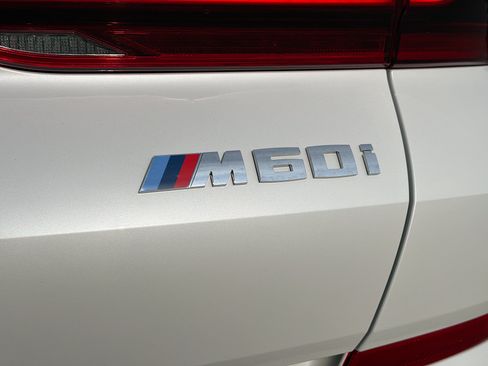 Used 2025 BMW X6 M60i AWD/4WD image 46