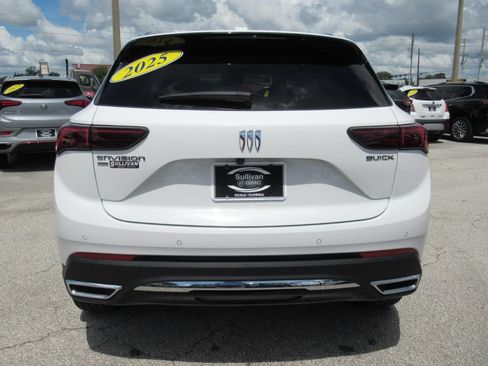 Used 2025 Buick Envision Preferred AWD/4WD image 6