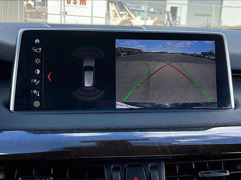 Used 2018 BMW X5 sDrive35i image 19