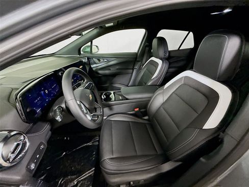 New 2026 Chevrolet Blazer EV LT image 16