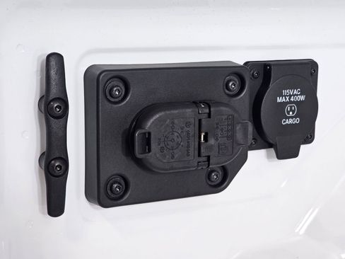 New 2026 RAM 3500 Tradesman AWD/4WD image 24