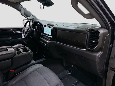 Used 2022 GMC Sierra 1500 Elevation w/ LPO, Elevation Black Package image 30