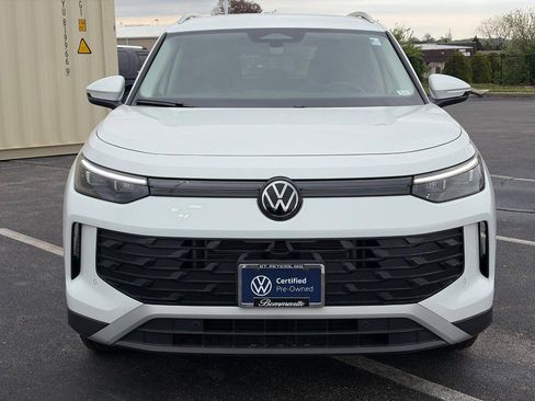 Used 2025 Volkswagen Tiguan S w/ 18" Wheel Package FWD image 2