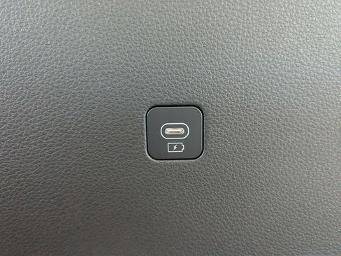 New 2026 Kia Carnival image 16