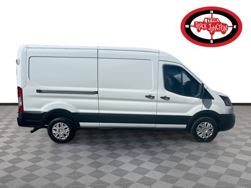 Used 2023 Ford Transit 250 Medium Roof w/ Load Area Protection Package RWD image 8