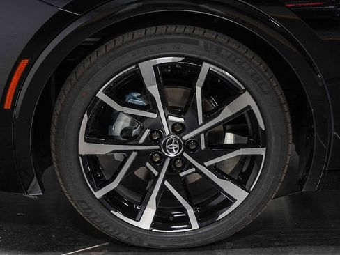 New 2026 Toyota Prius Plug-In Hybrid image 10