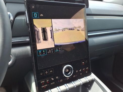 New 2026 GMC Terrain AT4 w/ Convenience Package III image 21