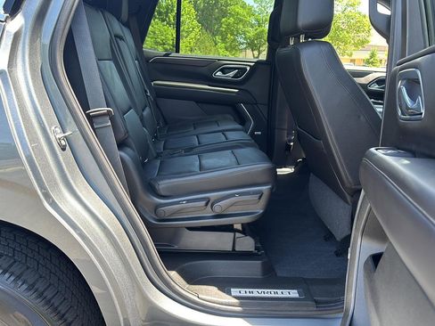 Used 2021 Chevrolet Tahoe LT w/ LT Signature Package AWD/4WD image 10