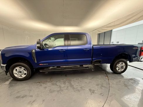 New 2026 Ford F250 XLT w/ XLT Premium Package AWD/4WD image 10