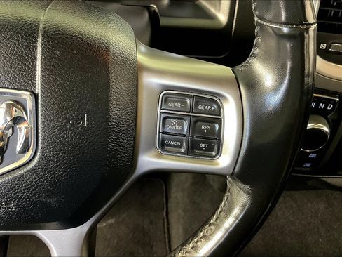 Used 2022 RAM 1500 Classic SLT w/ Electronics Group AWD/4WD image 26