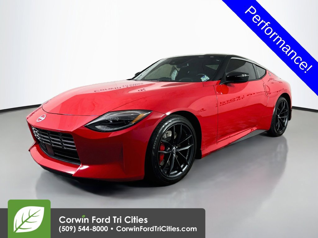 Used 2025 Nissan Z Performance w/ Floor Mat Package RWD image 4