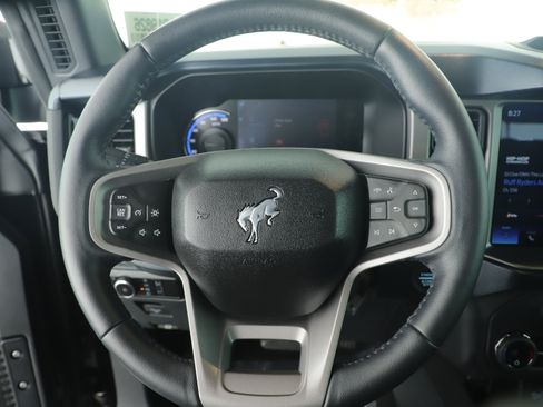 Certified 2023 Ford Bronco Outer Banks image 7