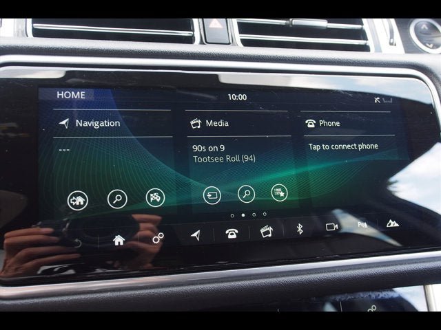 Used 2021 Land Rover Range Rover AWD/4WD image 35