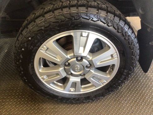 Used 2017 Toyota Tundra 1794 Edition AWD/4WD image 27