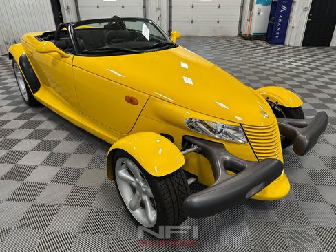 Used 1999 Plymouth Prowler RWD image 9